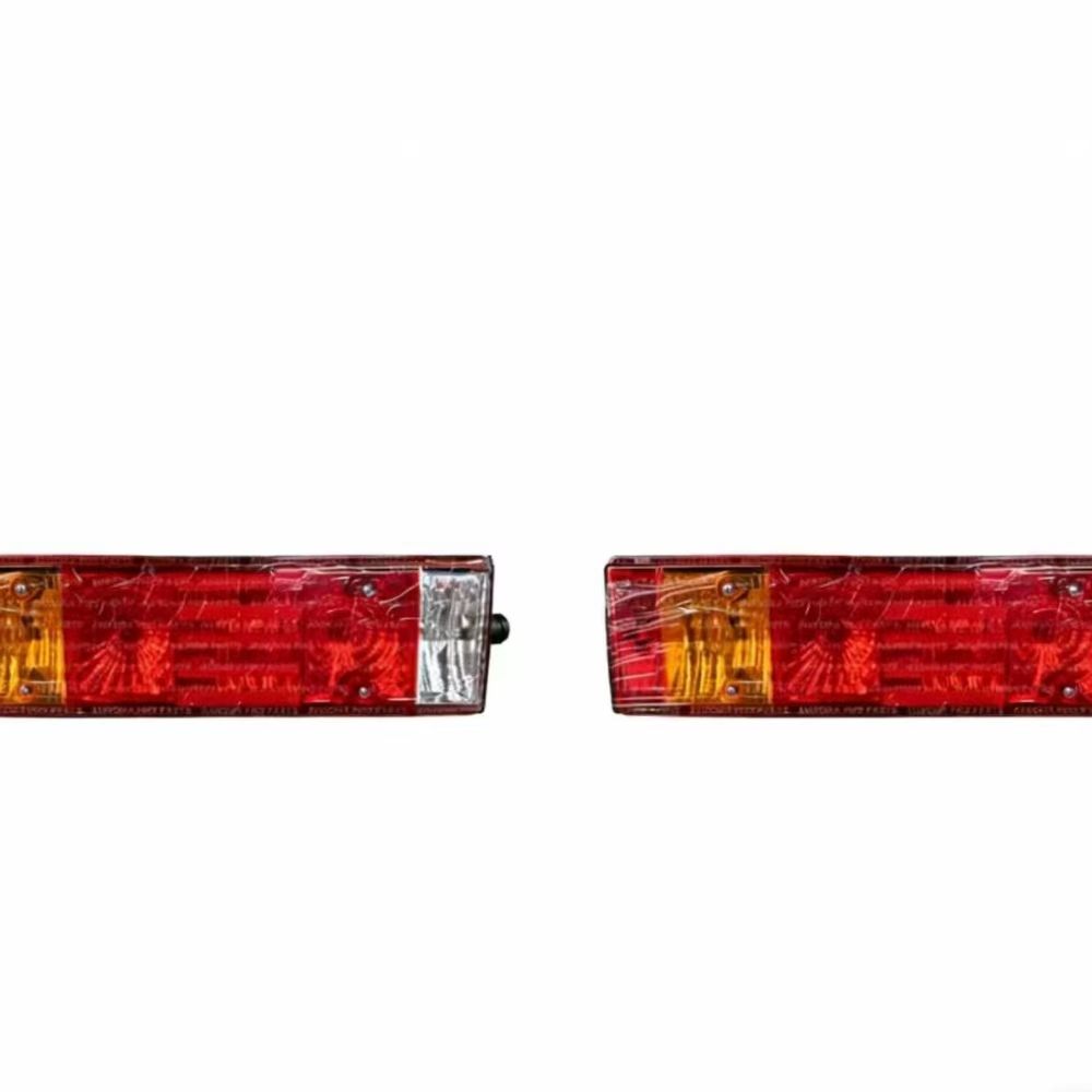 מכלול מנורת מנורת תאורה אחורית Shacman F3000 81252256464 81252256465
